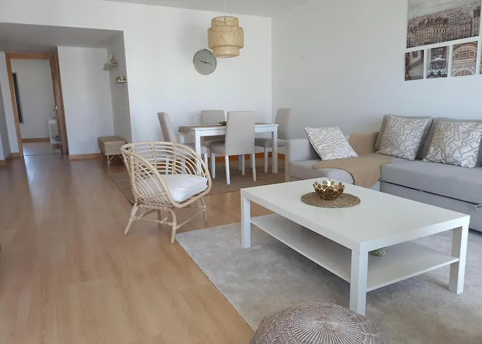 Modern Marina Apartment