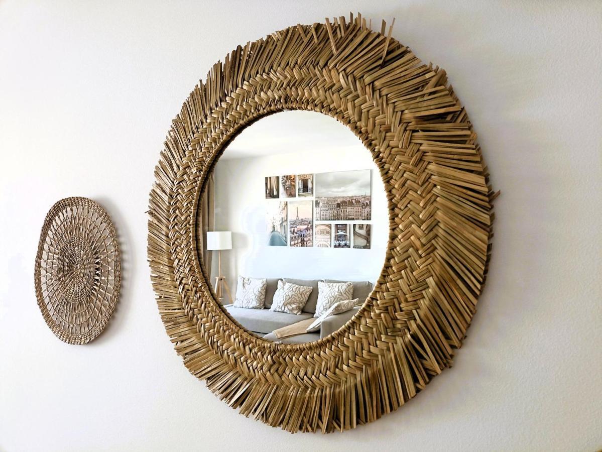 Modern Marina Apartment *